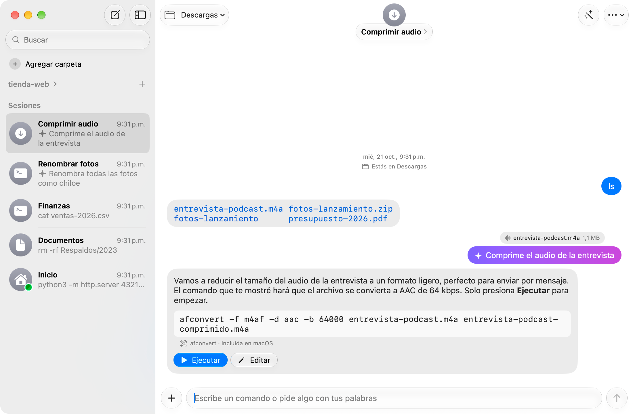 El asistente propone un comando para comprimir el audio de una entrevista